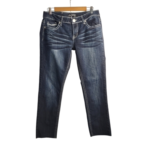 Premiere Denim by rue21 Denim - Premiere Rue 21 Women's Blue Embroidered Rhinestone Cropped Jeans Size 9/10 R
